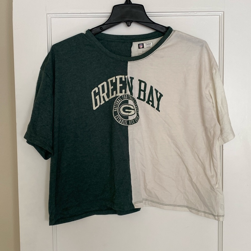 Green Bay crop top